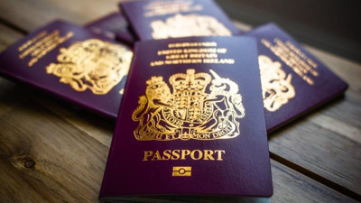 İngiltere Rusya krizi nedeniyle altın vize uygulamasını durdurdu