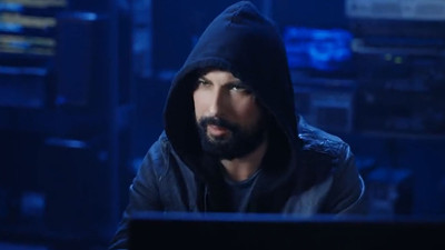 Tarkan'ın şarkısı yancı gazetecileri korkuttu! İşte AKP sayesinde maaş alan gazetecilerin tam listesi