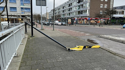 Hollanda'da fırtına nedeniyle 'kırmızı alarm' verildi