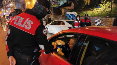 İstanbul'da gece yarısı dev denetim: 758 şüpheli yakalandı