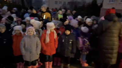 Donetsk’ten kaçış başladı. Rusya sınırına doğru uzun kuyruklar oluştu