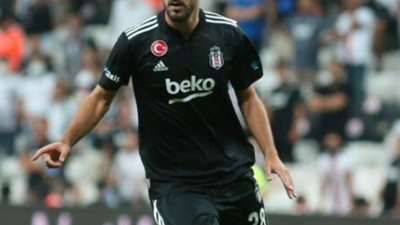 Kenan Karaman 11'de taraftar isyanda!