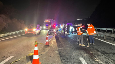 Anadolu Otoyolu'nda trafik kazası: 1 ölü 4 yaralı