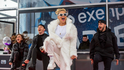 İrem Derici’den Demet Akalın’a gönderme!