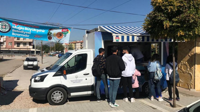 Üniversite öğrencilerine ücretsiz çorba