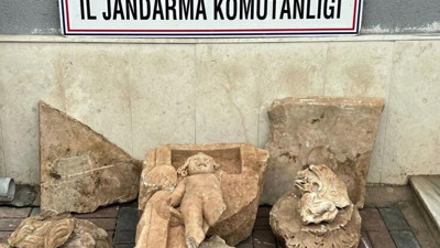 Salihli'de 'Eros bebek' heykeli ele geçirildi