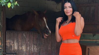 Havva Öztel bu gidişle kızının şöhretini sollayacak