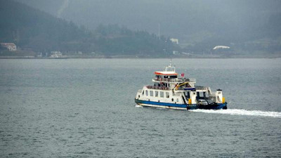 Feribot seferlerine 'fırtına' engeli
