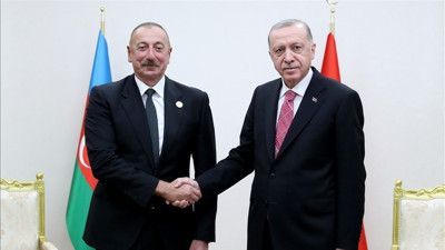 Cumhurbaşkanı Erdoğan İlham Aliyev ile görüştü