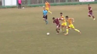 Dünya, Elazığspor maçındaki hakemi konuşuyor! Verdiği kararlar herkesi hayrete düşürdü