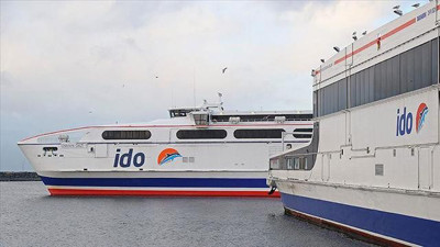 Deniz ulaşımına "fırtına" engeli: Bazı seferler iptal oldu