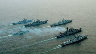 Rusya'nın Karadeniz filousu çıkarma harekatı başlattı