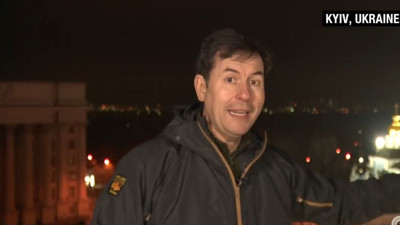 CNN muhabiri harekata canlı yayında yakalandı