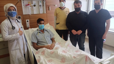 Türkiye'de ilk kez yapılan ameliyatla sağlığına kavuştu