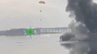 Rus uçağı vuruldu. Pilot kendini böyle kurtardı