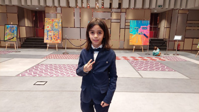 'Küçük Picasso' lakaplı Mikail Akar’ın Türkiye’deki ilk sergisi açıldı