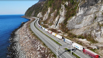 Ülkeye girişlerde PCR zorunluluğu kalkıyor. Karar sevinçle karşılandı