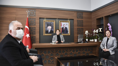 Bakan Yanık, Çatalca'da ziyaretlerde bulundu