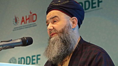 Cübbeli Ahmet anketlere çok kızdı: ''Oy oranının yüzde 1-2’ye düşmesi lazımdı''