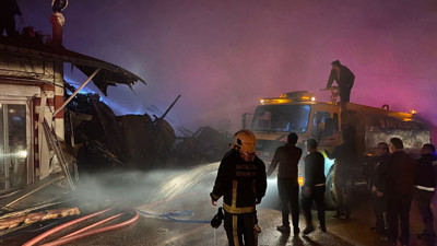 Antalya'da çıkan yangında bir atölye kullanılmaz hale geldi