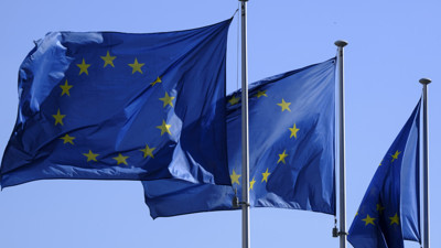 AB Rus uçaklarına hava sahasını kapattı