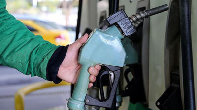 Zam haberlerini asla vermeyenler indirim haberini herkesten önce yazdı