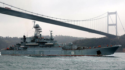 Boğazlar savaş gemilerine kapatıldı