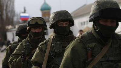 Ukrayna, silah bırakan Rus askerine 5 milyon ruble verecek