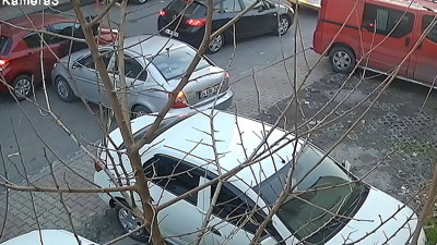 Yer: Ümraniye ‘Güm’ diye ses geldi bir anda yere yığıldı! O anlar saniye saniye kaydedildi