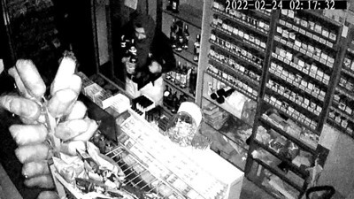 3 dakikada 20 bin liralık hırsızlık