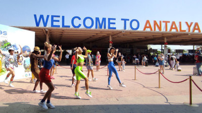 Antalya turist sayısındaki artışla yeni sezona hızlı giriş yaptı