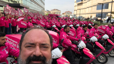 Nevzat Aydın eleştirilere yanıt verdi. Yemek Sepeti işçileri grevdeyken Maldivler'de düğün yapmıştı