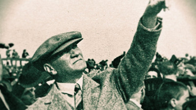 Atatürk'ün Türkiye'si uçak ihraç ediyordu. Atatürk uçak biletlerini tren biletli seviyesine indirtmişti