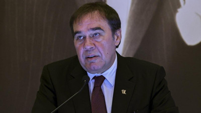 Yıldırım Demirören Beşiktaş'a verdiği sözü 10 yıl sonra tuttu! Geri dönüş...