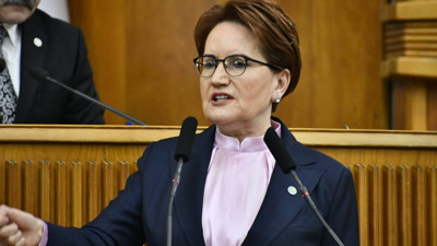 Akşener, Erdoğan’ın 2 ayyaş dediği Büyük önder Atatürk ve Lozan kahramanı İsmet İnönü Paşa'ya sahip çıktı
