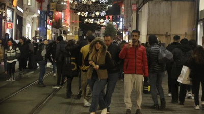 İstiklal Caddesi maske kararına çabuk uyum sağladı