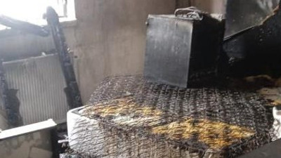 Karısı terk edince evini yaktı