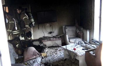 Avcılar'da yangın! Eşyalar küle döndü