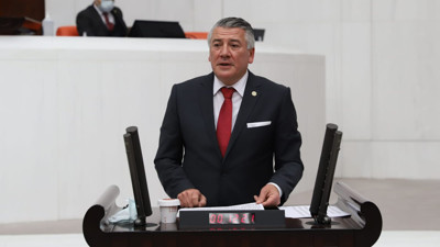 İYİ Partili Örs seyyar satıcıların sorunlarını gündeme taşıdı