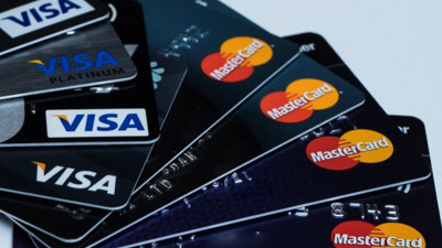 Visa ve Mastercard Rusya'daki operasyonlarını durdurdu
