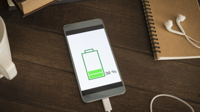 Telefonları gece şarja bırakmak zararlı mıdır?