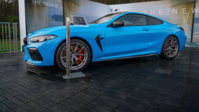 BMW’den 50. yıl dokunuşu: 2023 M8 Competition tanıtıldı