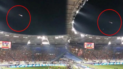 Roma - Atalanta maçında taraftarlar maçı bırakıp gök yüzüne baktı! Görenlerin gözleri şaşkına döndü