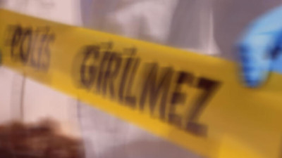 Temizlediği ruhsatsız tabancası ateş aldı! Kendisini, kızını ve yeğenini vurdu…