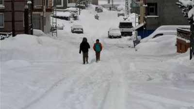 Kars'ta eğitime kar engeli