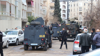 Silahlı kavgaya müdahale eden 2 polis yaralandı