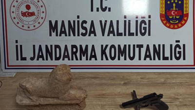 Manisa'da aslan heykeli ele geçirildi
