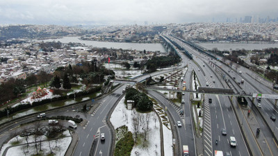 İstanbul’da boş kalan yollar böyle görüntülendi