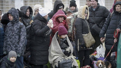 Mariupol’de insanlar 'yemek için birbirlerine saldırmaya başladığı' iddiası