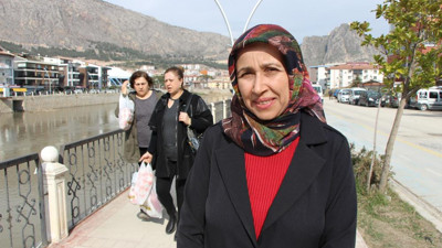 Aynalara küsen kadının azmi